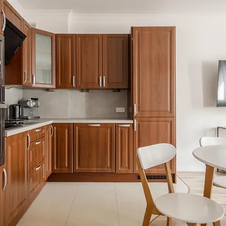 Rentplanet - Cybulskiego Ii Apartamento