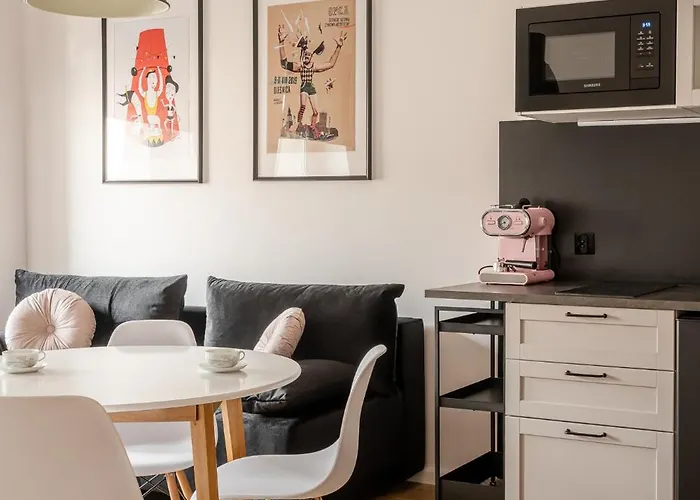 Rentplanet - Cybulskiego Ii Appartamento