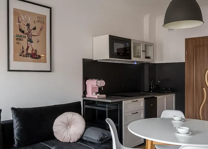 Rentplanet - Cybulskiego Ii Appartamento *